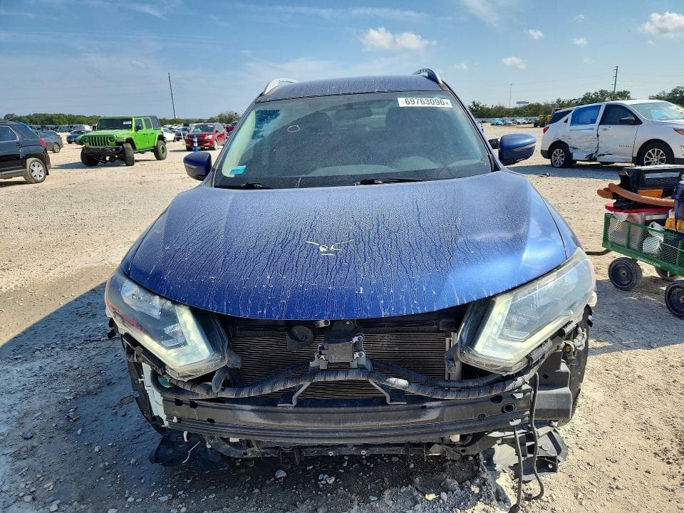 2018 NISSAN ROGUE SV 5