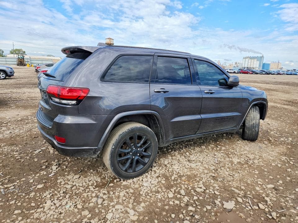 2021 JEEP GRAND CHEROKEE LAREDO 3