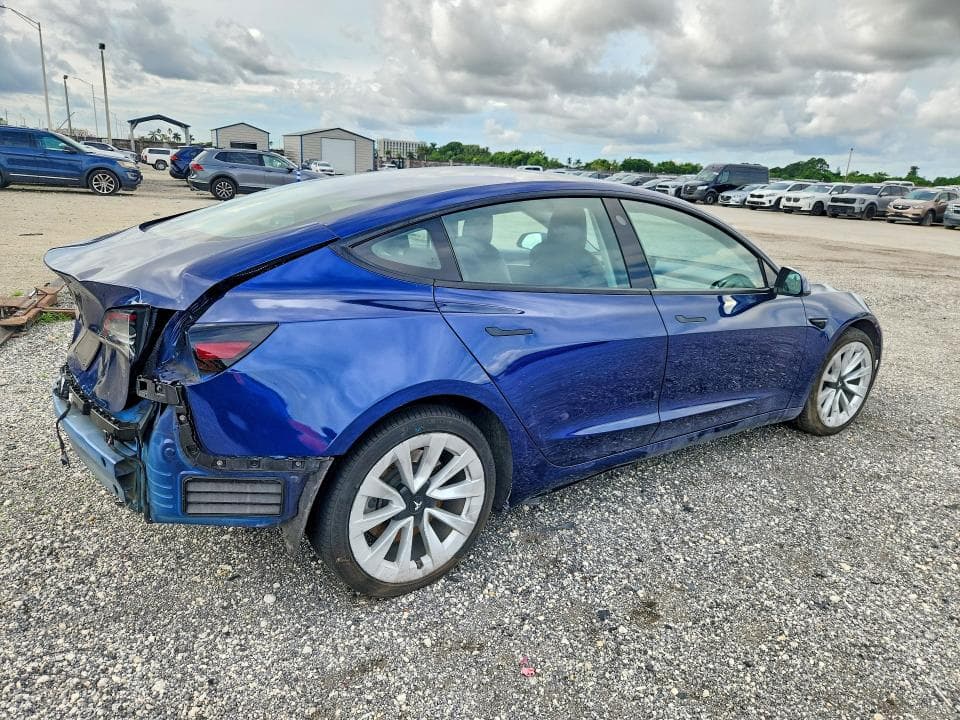2022 TESLA MODEL 3 3