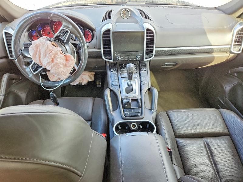 2017 PORSCHE CAYENNE S 8