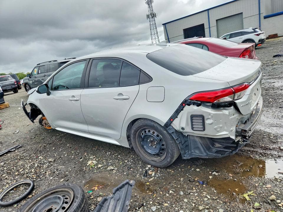 2022 TOYOTA COROLLA LE 2