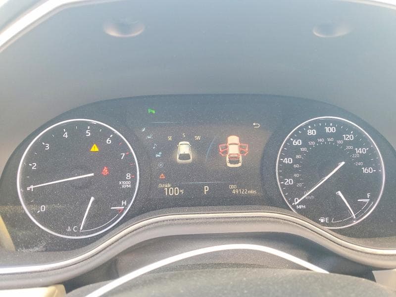 2019 TOYOTA AVALON LIMITED 9