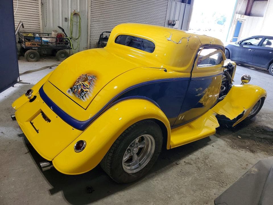 1934 FORD COUPE 3
