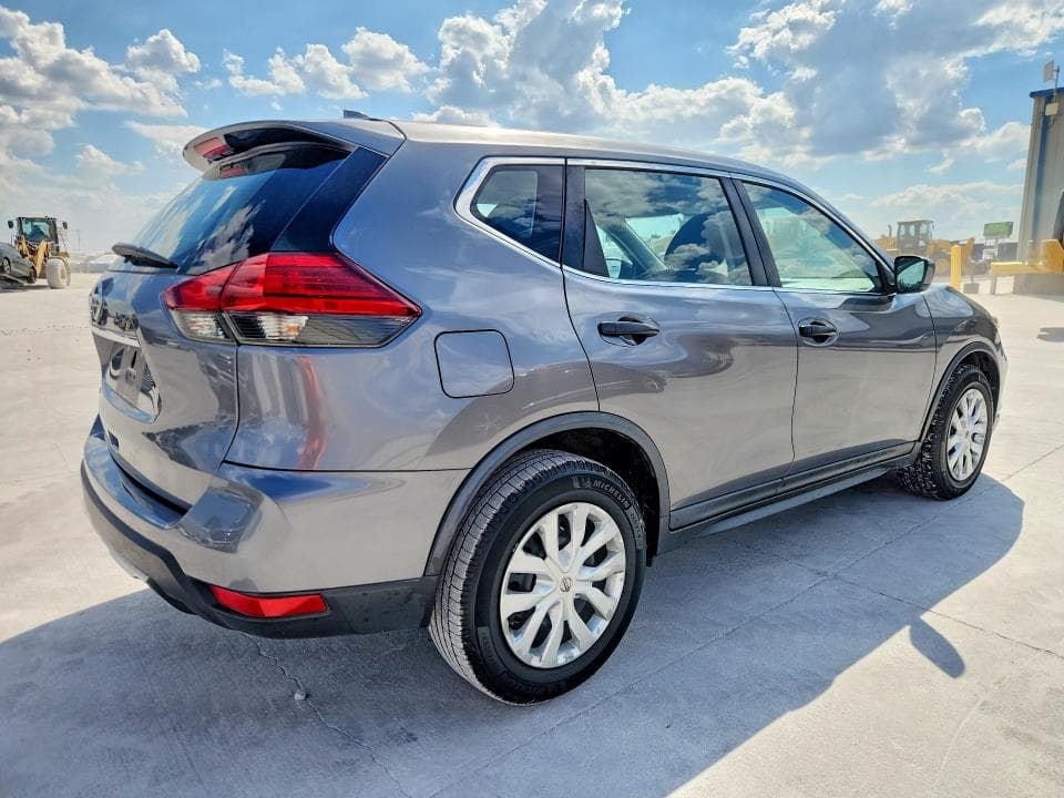2017 NISSAN ROGUE S 3
