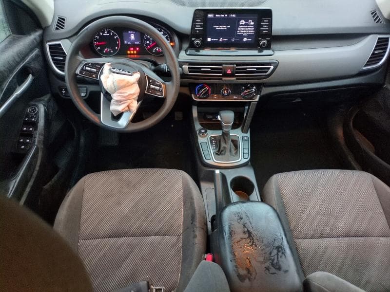 2021 KIA SELTOS LX 8