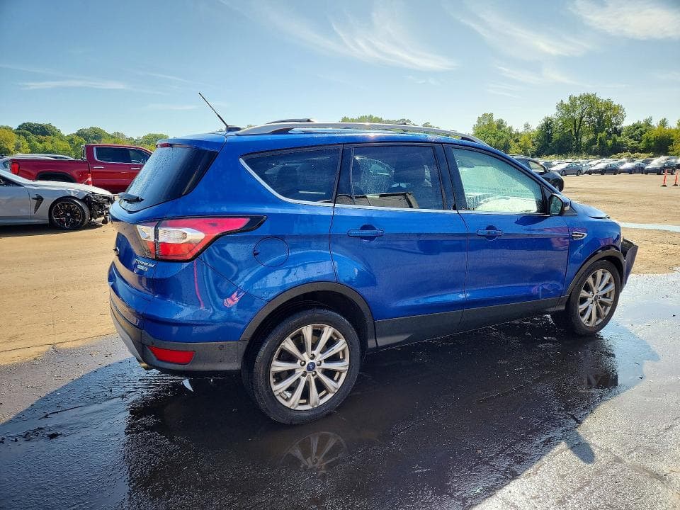 2017 FORD ESCAPE TITANIUM 3