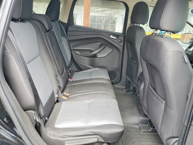 2017 FORD ESCAPE SE 11