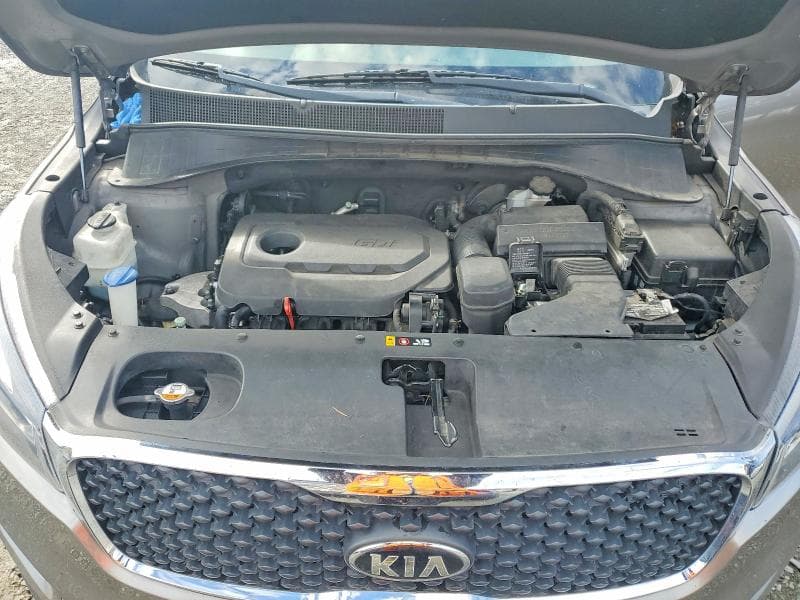 2017 KIA SORENTO LX 12