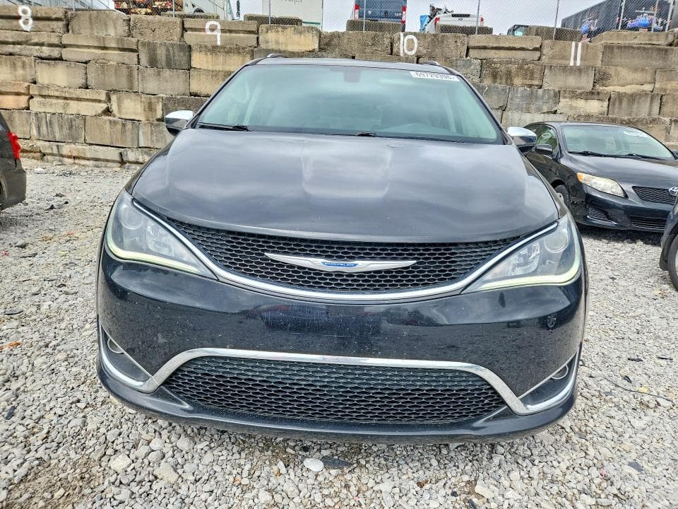 2018 CHRYSLER PACIFICA LIMITED 5