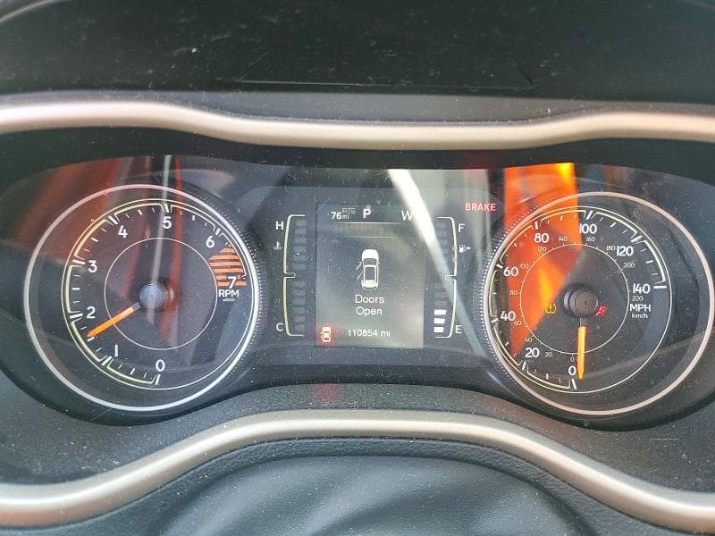 2018 JEEP CHEROKEE LATITUDE 9