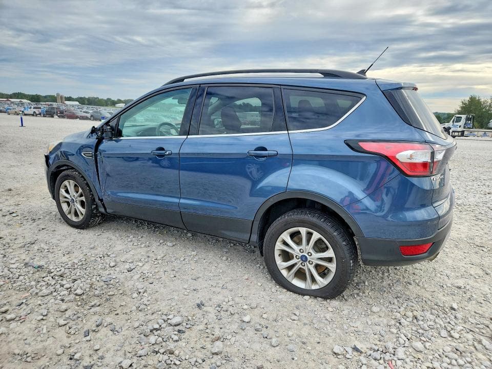 2018 FORD ESCAPE SE 2