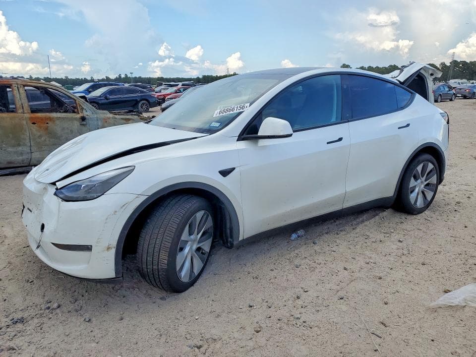 2024 TESLA MODEL Y - 1