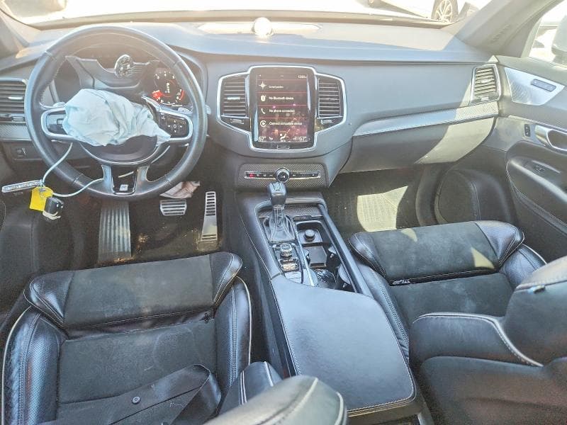 2017 VOLVO XC90 T6 8