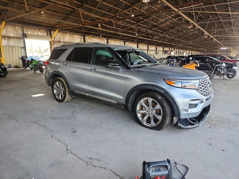 2020 FORD EXPLORER PLATINUM 4