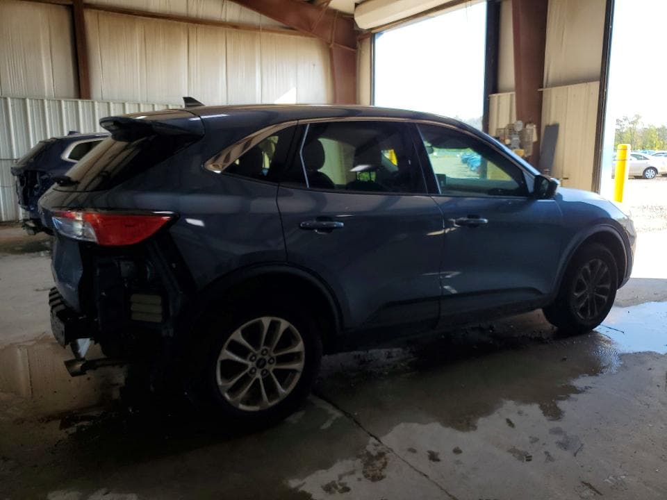2020 FORD ESCAPE SE 3