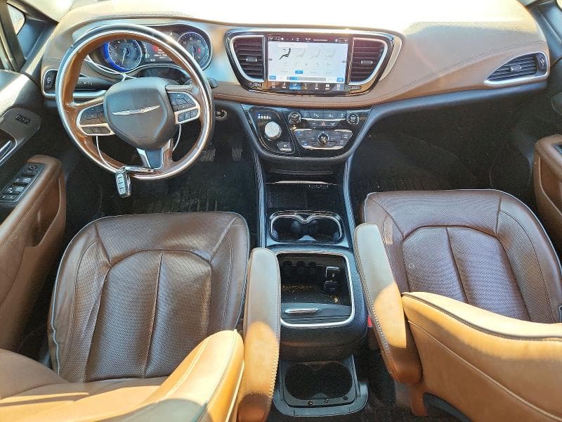 2021 CHRYSLER PACIFICA LIMITED 8