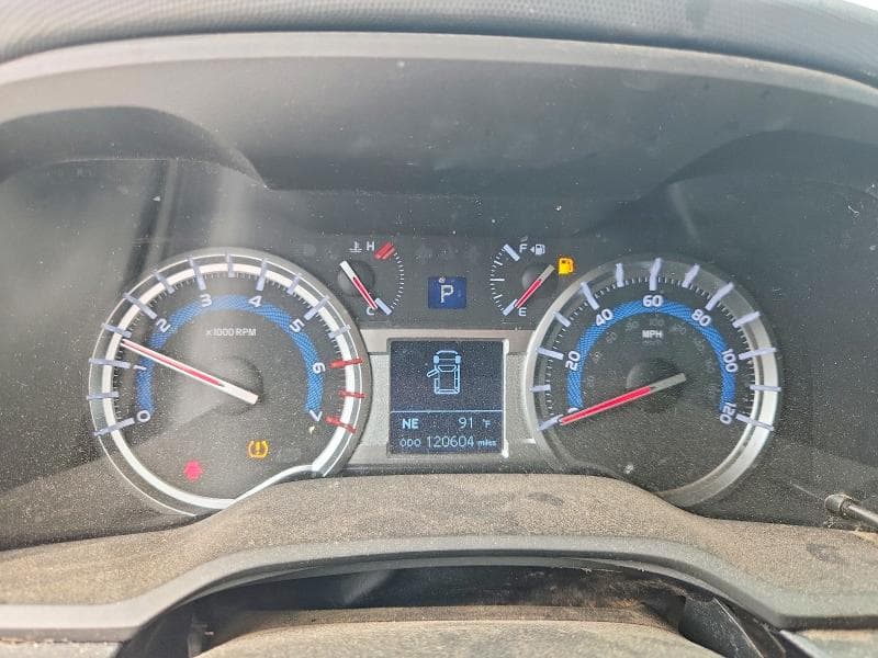 2017 TOYOTA 4RUNNER SR5 9