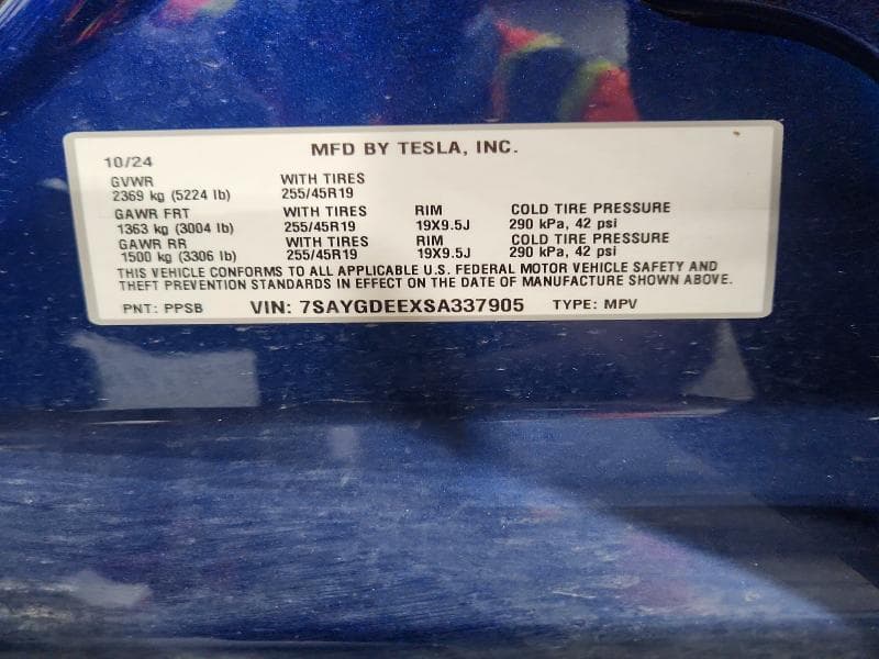 2025 TESLA MODEL Y 12