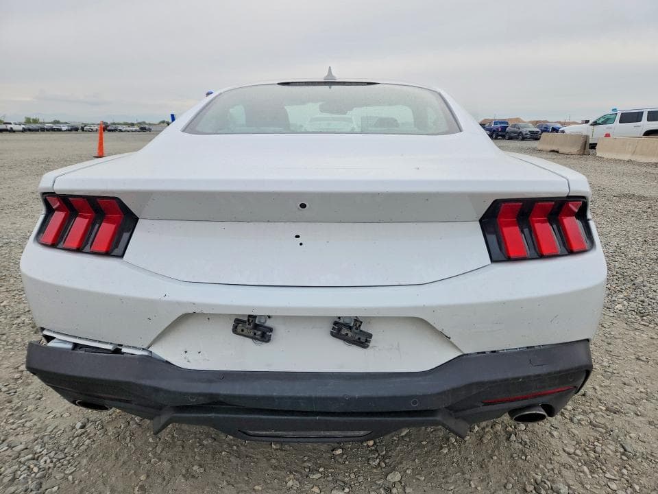 2025 FORD MUSTANG 6