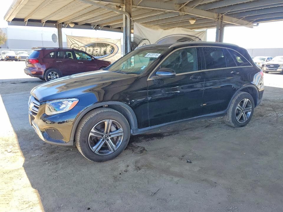 2019 MERCEDES-BENZ GLC 300