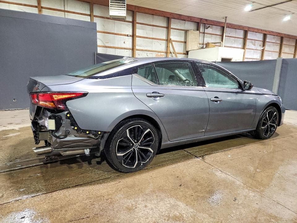 2024 NISSAN ALTIMA SR 3