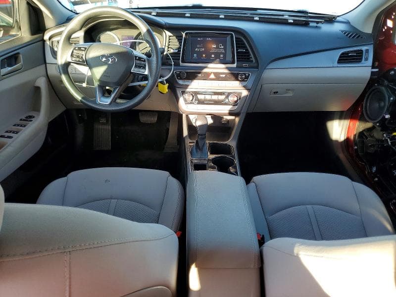 2019 HYUNDAI SONATA SE 8