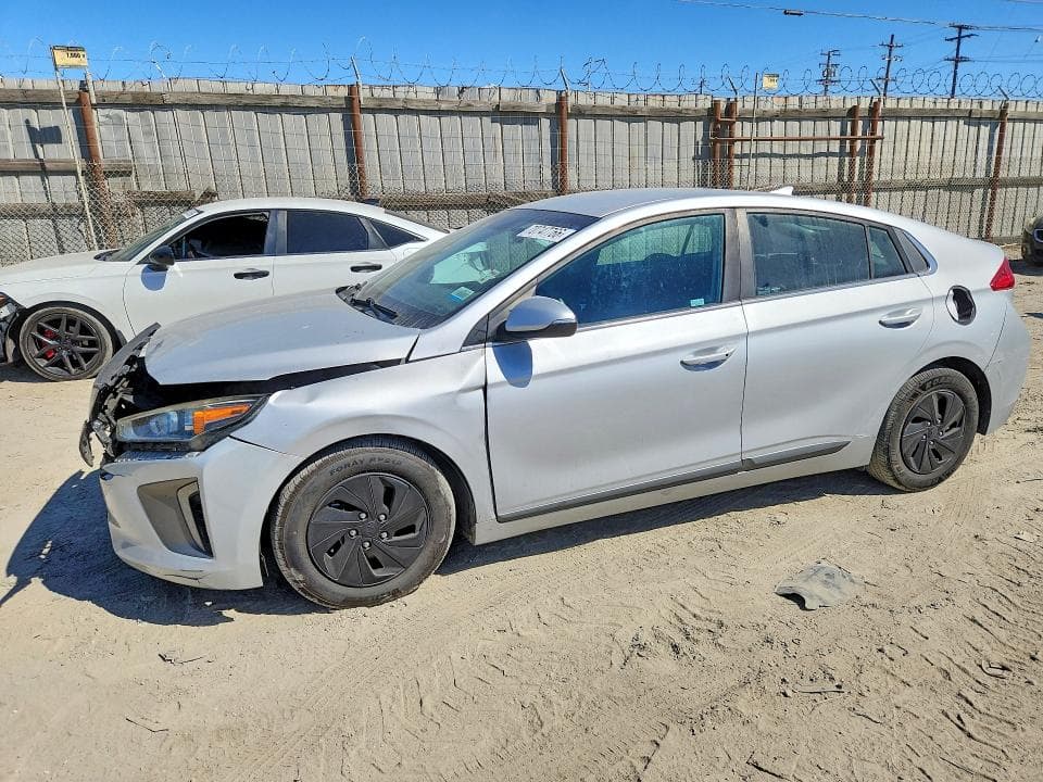 2017 HYUNDAI IONIQ SEL