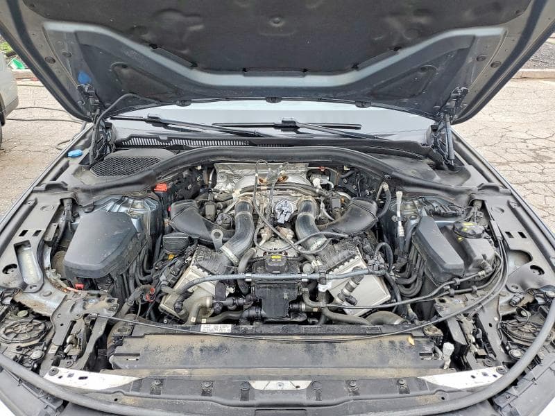 2018 BMW M550XI 11