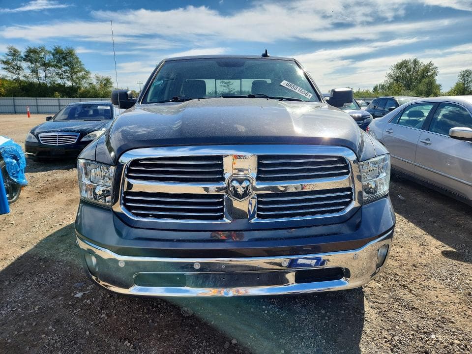 2018 RAM 1500 SLT 5