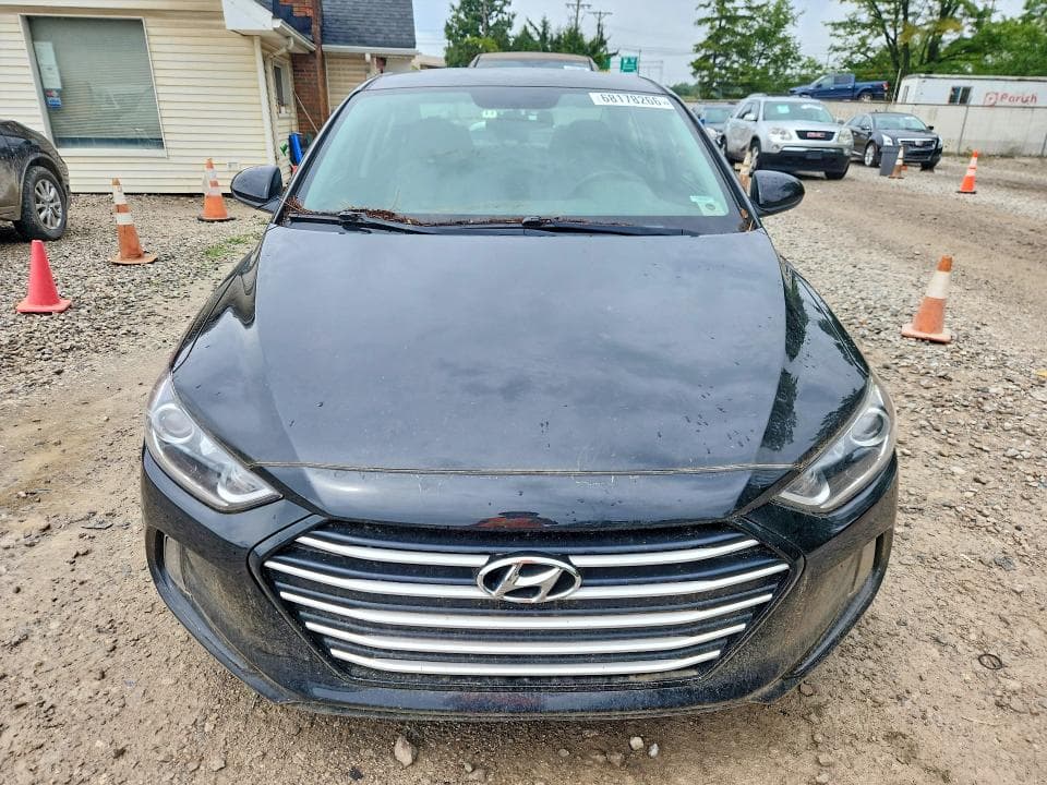 2017 HYUNDAI ELANTRA SE 5