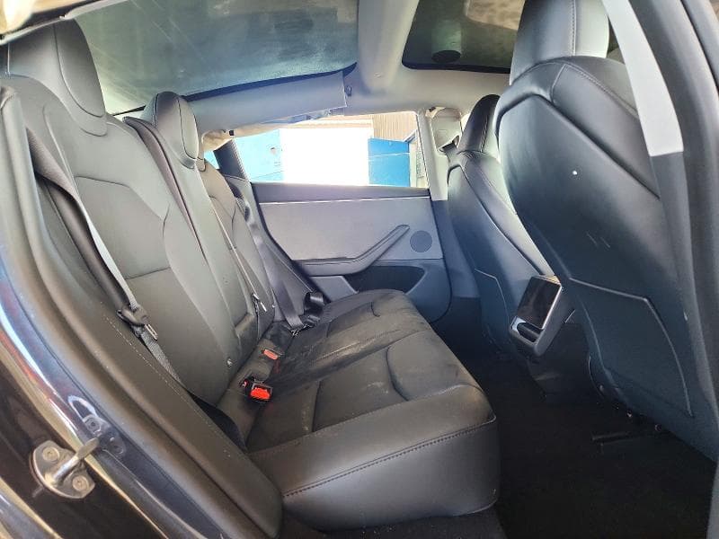 2025 TESLA MODEL 3 10