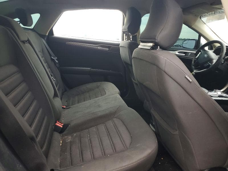 2017 FORD FUSION SE 10