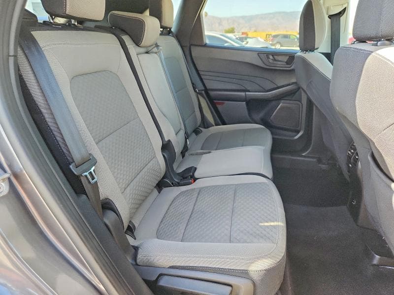 2022 FORD ESCAPE SE 11
