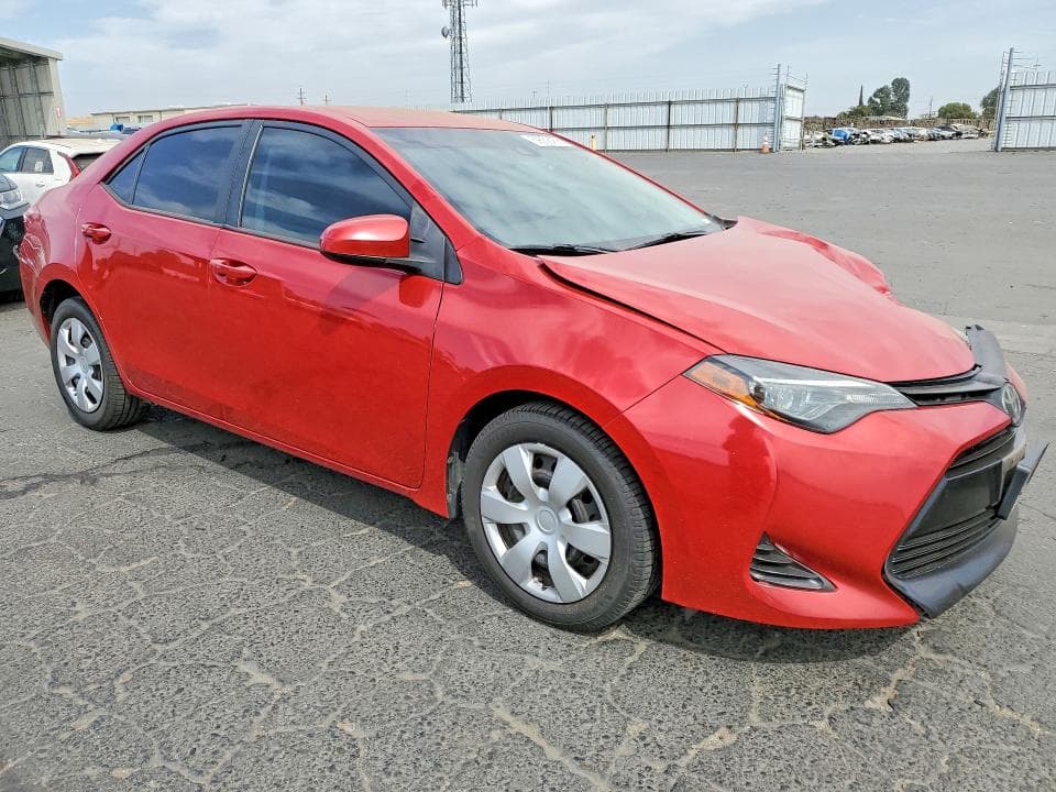 2019 TOYOTA COROLLA LE 4