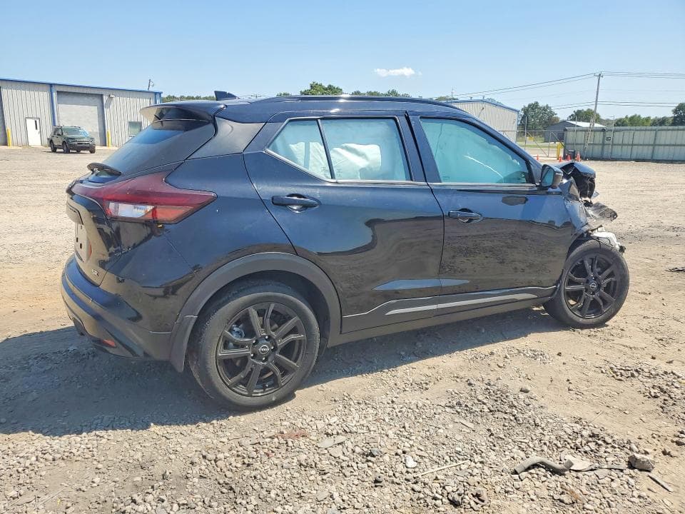 2023 NISSAN KICKS SR 3