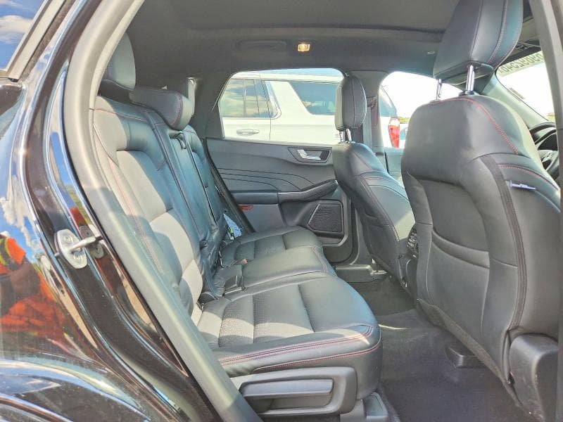 2024 FORD ESCAPE ST LINE 11