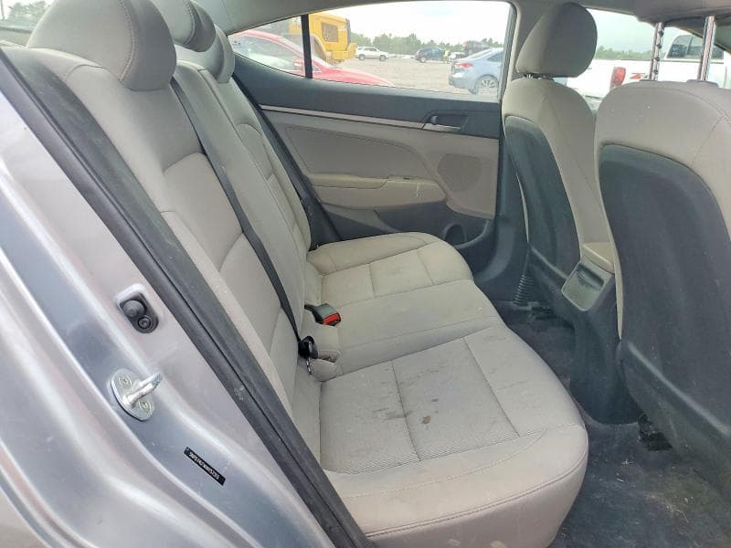 2017 HYUNDAI ELANTRA SE 10