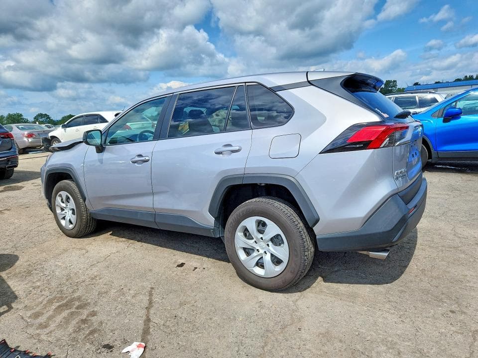 2024 TOYOTA RAV4 LE 2
