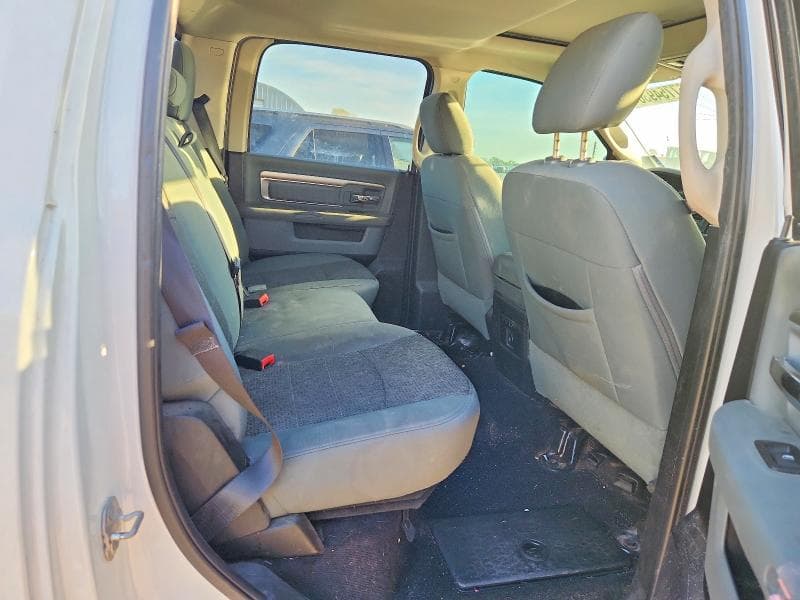 2018 RAM 1500 SLT 10