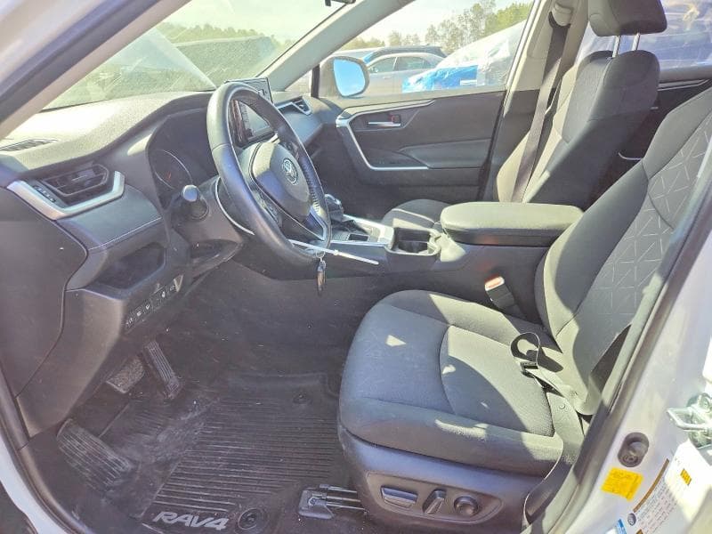 2019 TOYOTA RAV4 XLE 7