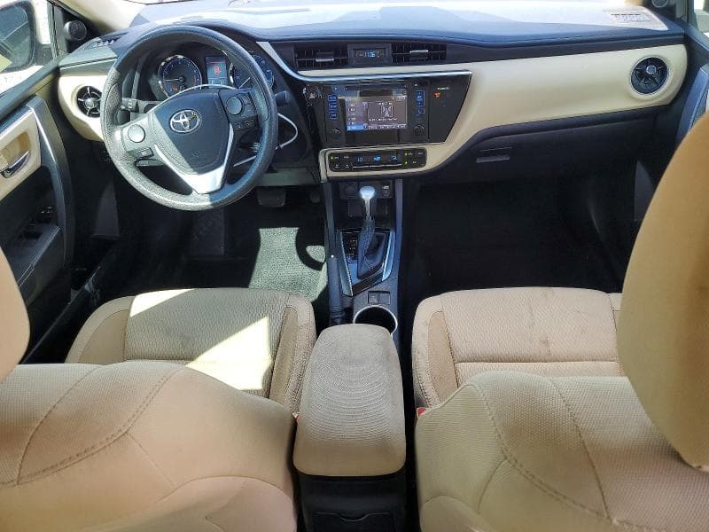 2017 TOYOTA COROLLA LE 8