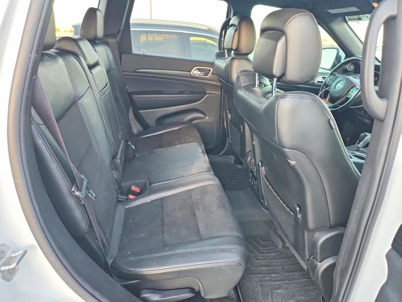2020 JEEP GRAND CHEROKEE LAREDO 11