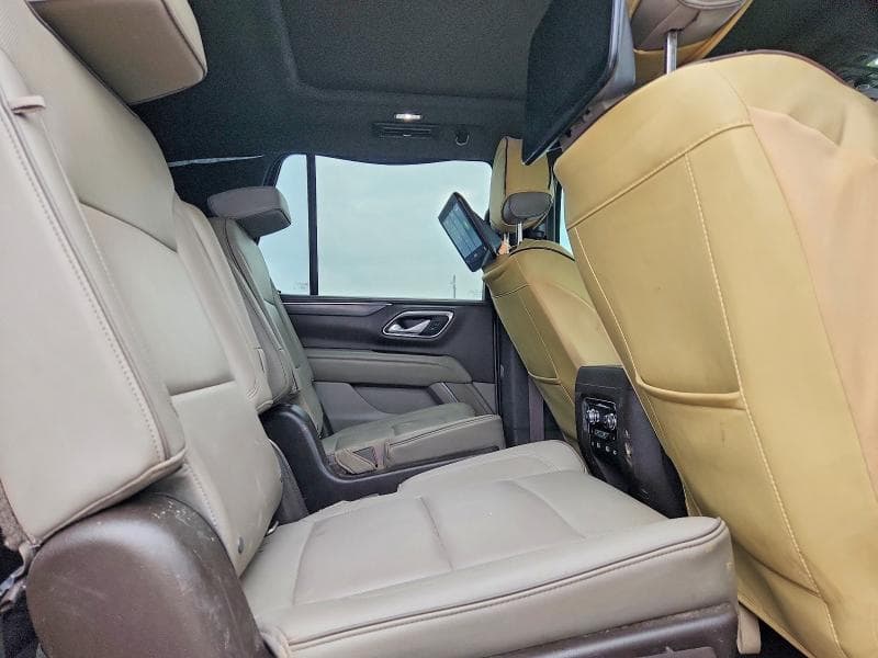 2021 GMC YUKON SLT 11
