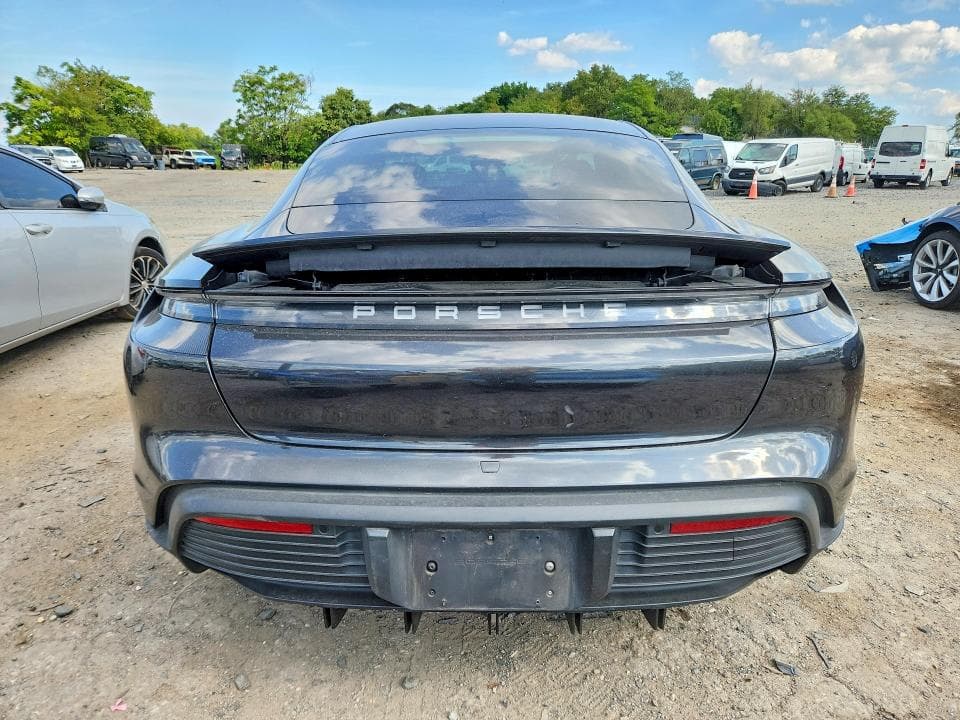 2021 PORSCHE TAYCAN 4S 6