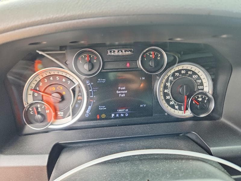 2017 RAM 1500 SLT 9