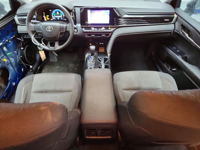 2025 TOYOTA CAMRY LE 8