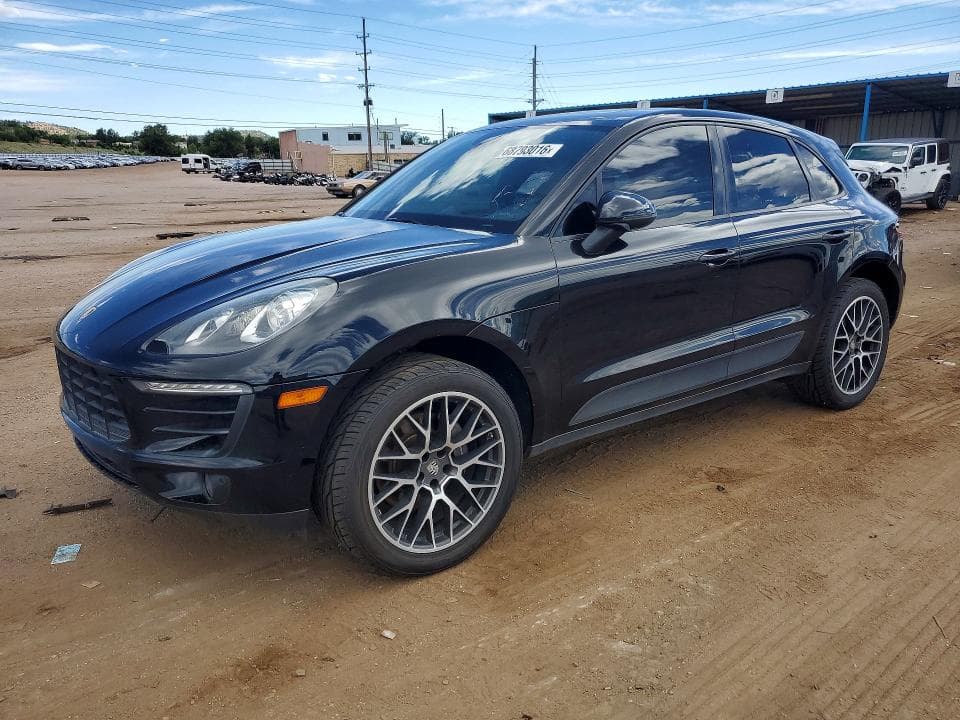 2018 PORSCHE MACAN - 1