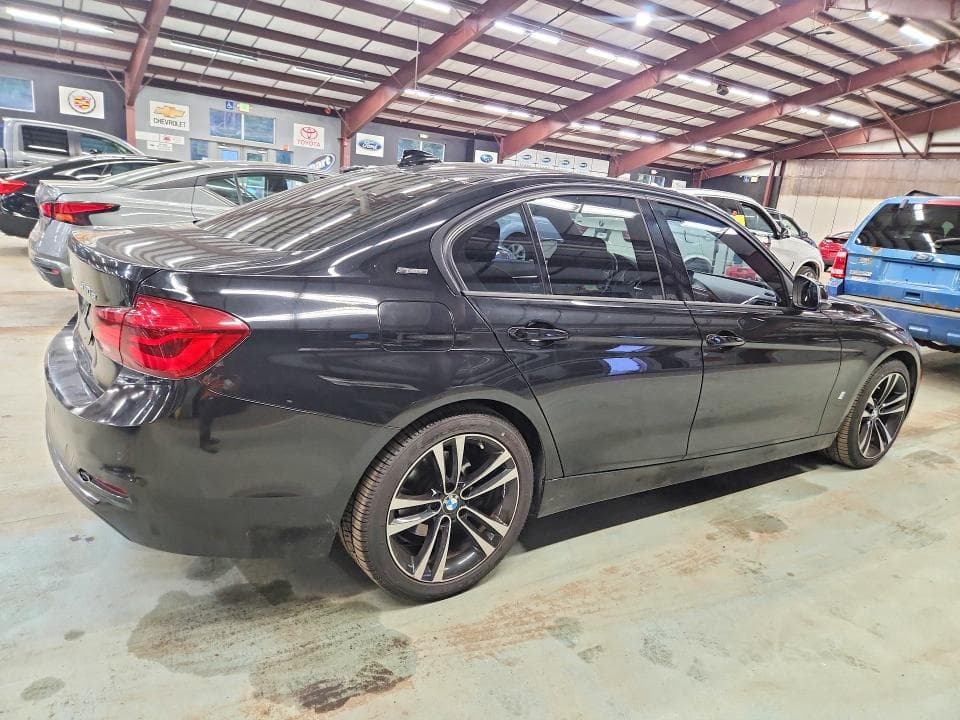 2018 BMW 330E 3