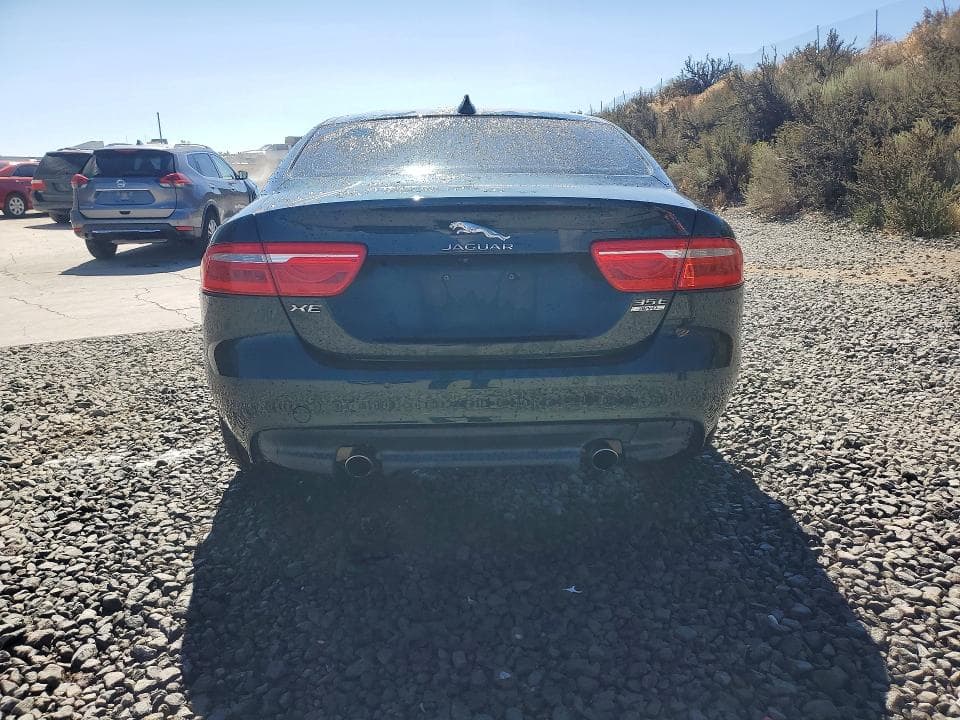 2017 JAGUAR XE PREMIUM 6