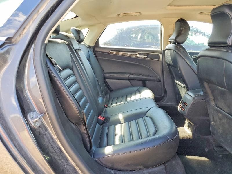 2019 FORD FUSION SEL 10